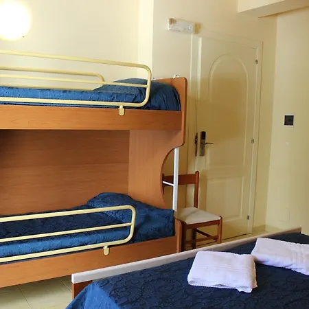 Hotel Megaron